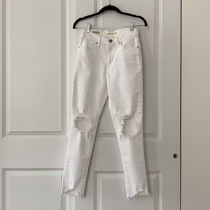 Levi’s 721 High Rise Skinny Jeans